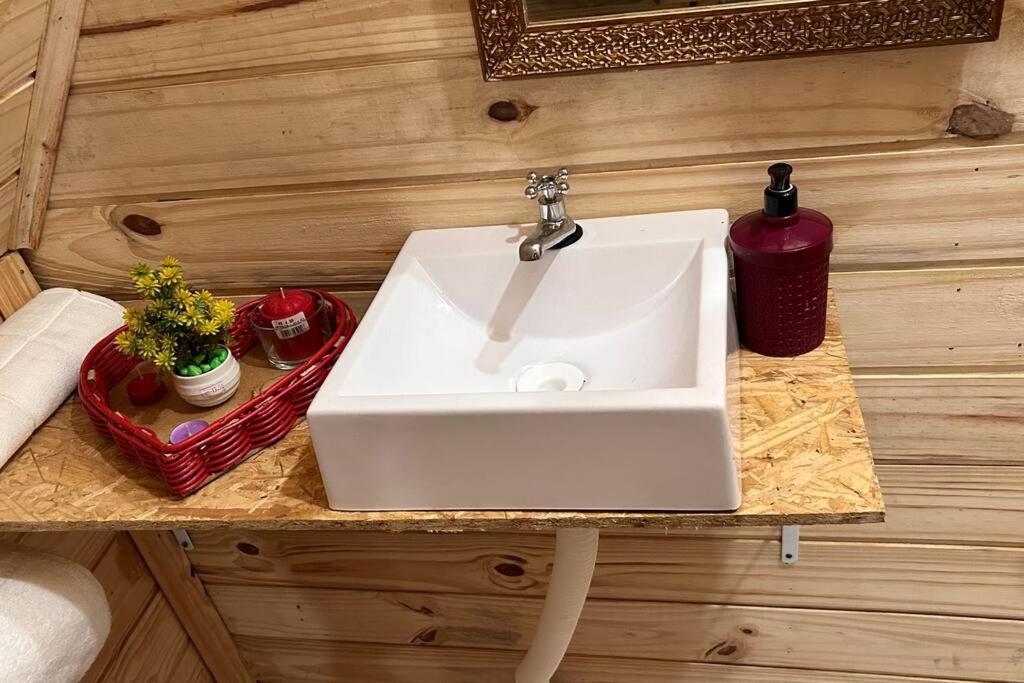 Chale Flor Da Montanha 2 Villa Сао Бенто до Сапукай Екстериор снимка
